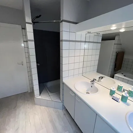 Silk And Stone Manor Couette-café 3*