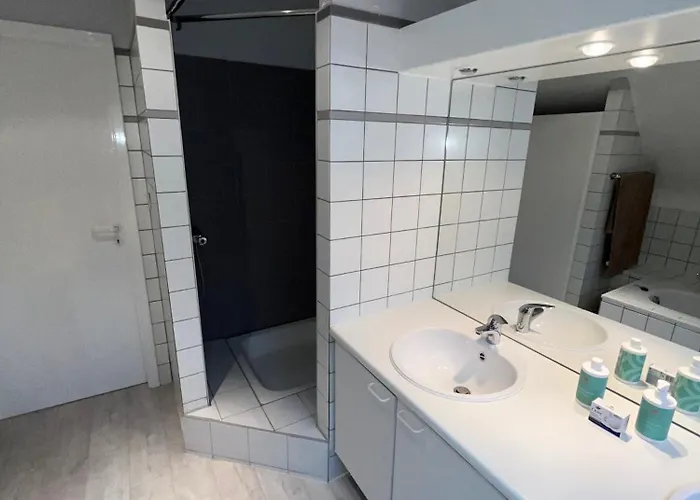 Silk And Stone Manor Bed & Breakfast 3*